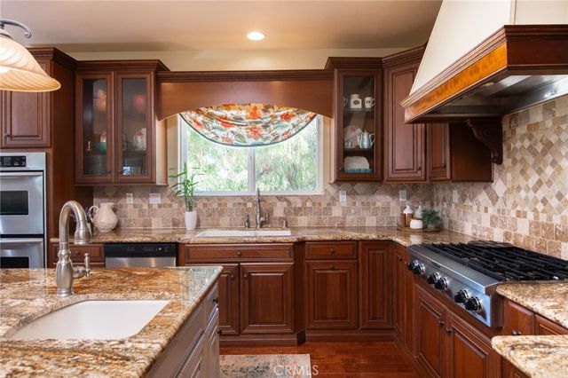 14010 Scenic View Road, Perris, CA 92570