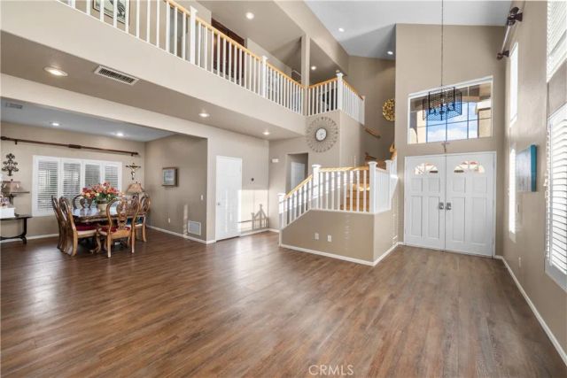 28741 Park Woodland, Saugus, CA 91390