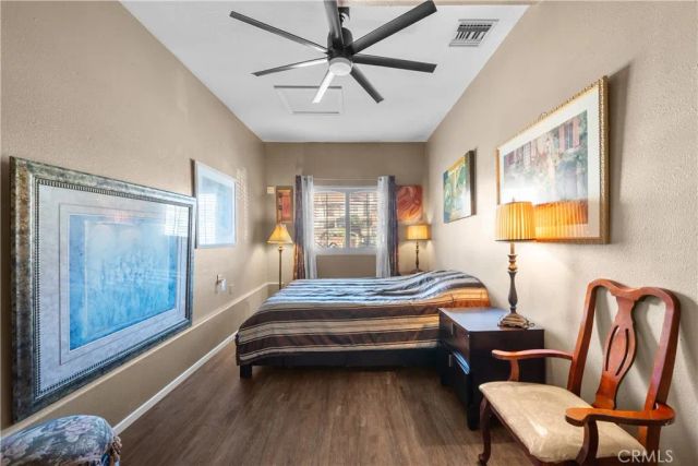 28741 Park Woodland, Saugus, CA 91390