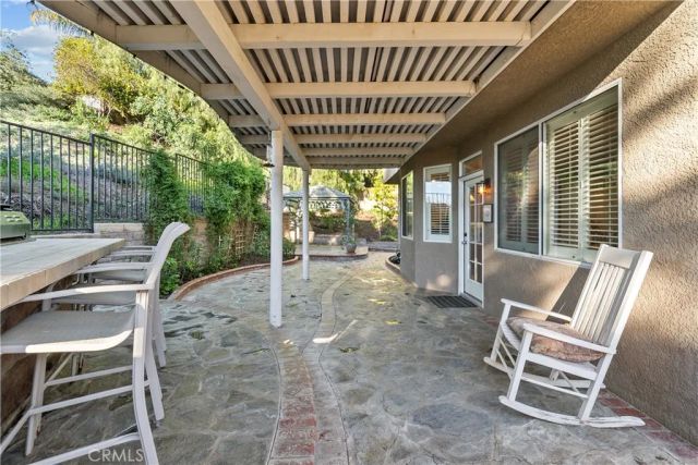 28741 Park Woodland, Saugus, CA 91390