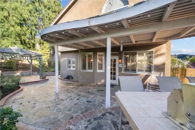 28741 Park Woodland, Saugus, CA 91390