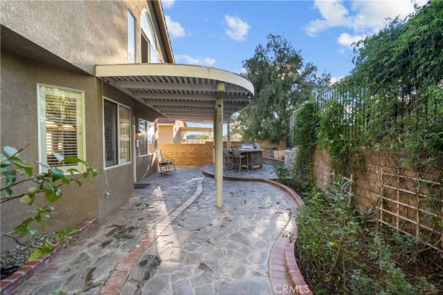 28741 Park Woodland, Saugus, CA 91390