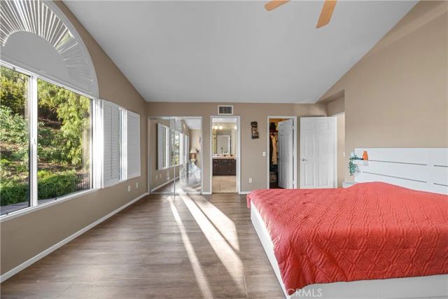 28741 Park Woodland, Saugus, CA 91390