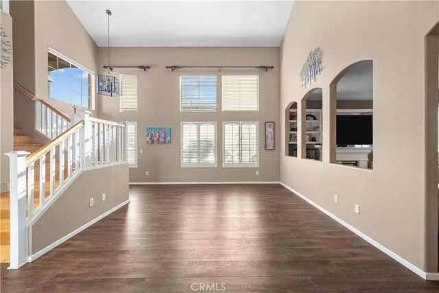 28741 Park Woodland, Saugus, CA 91390