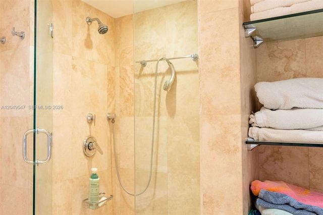 200 Ocean Lane Dr 501, Key Biscayne, FL 33149
