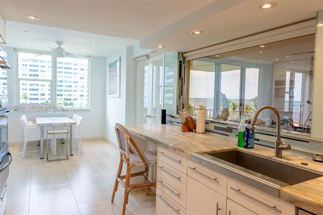 200 Ocean Lane Dr 501, Key Biscayne, FL 33149