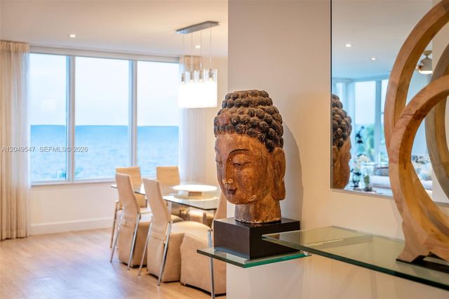 200 Ocean Lane Dr 501, Key Biscayne, FL 33149
