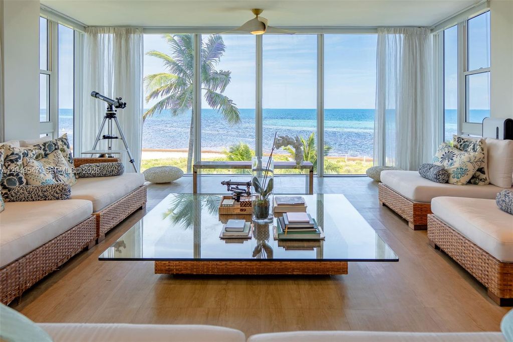 200 Ocean Lane Dr 501, Key Biscayne, FL 33149