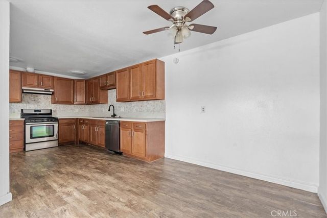 1327 Pennsylvania, Colton, CA 92324