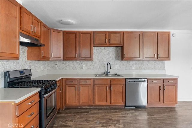 1327 Pennsylvania, Colton, CA 92324