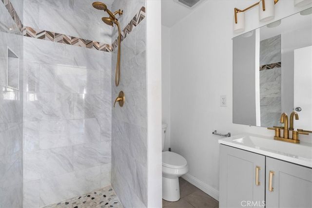 1327 Pennsylvania, Colton, CA 92324