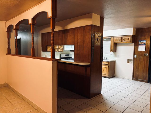 415 Zinn Drive, Crosby, TX 77532