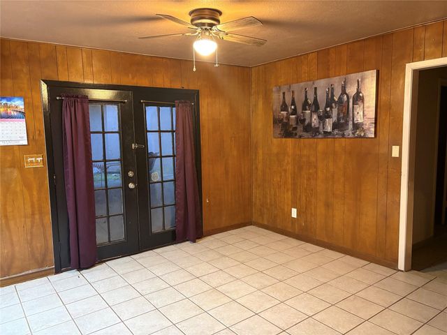 415 Zinn Drive, Crosby, TX 77532