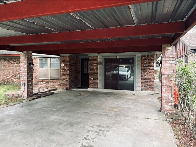 415 Zinn Drive, Crosby, TX 77532