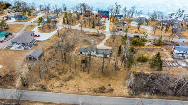 1606 S Lake Irving Drive SW, Bemidji, MN 56601