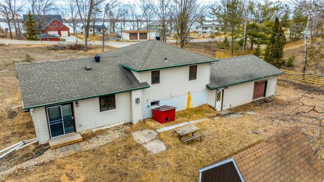 1606 S Lake Irving Drive SW, Bemidji, MN 56601