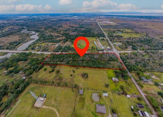 000 Fm517, Dickinson, TX 77539