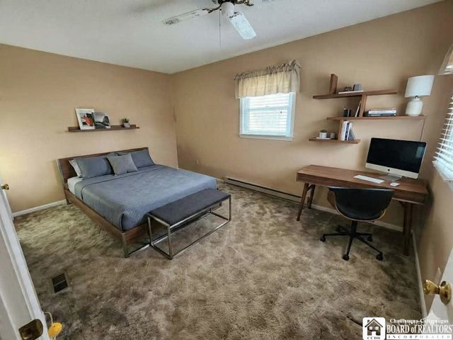 28 Laurie Lane, Jamestown, NY 14701