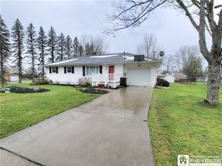 28 Laurie Lane, Jamestown, NY 14701