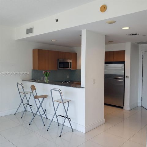 1060 Brickell Ave 2309, Miami, FL 33131