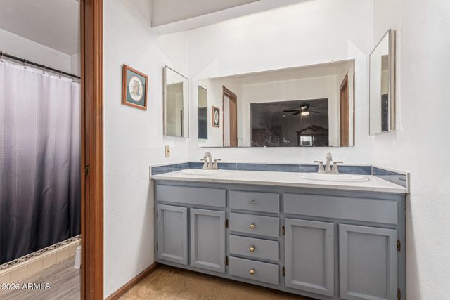 21613 S 154TH Street, Gilbert, AZ 85298