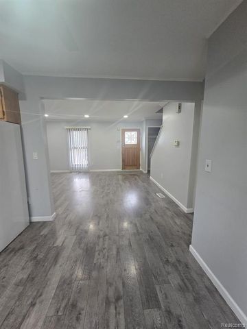 8410 Hickory Drive, Sterling Heights, MI 48312