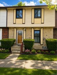 8410 Hickory Drive, Sterling Heights, MI 48312