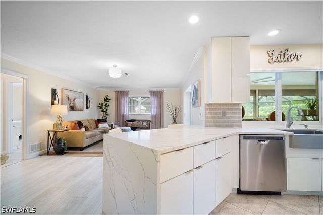 2236 Queens BLVD, Naples, FL 34112