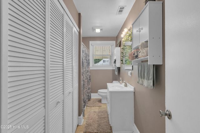 840 S Nc Highway 111, Chinquapin, NC 28521