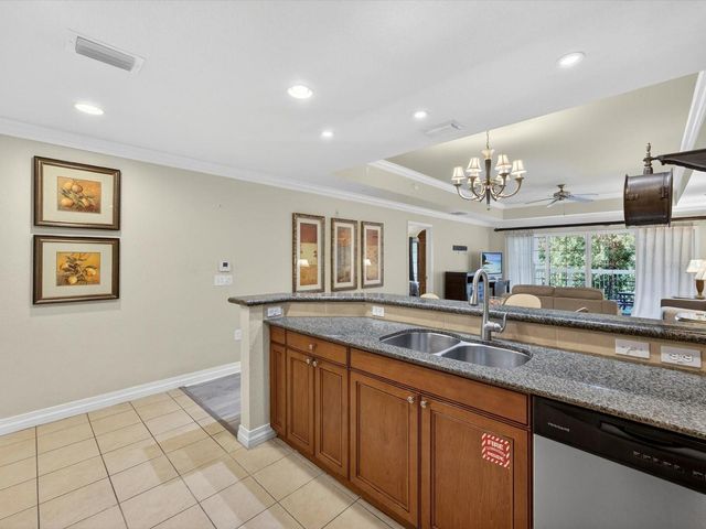 7658 WHISPER WAY 203, Reunion, FL 34747