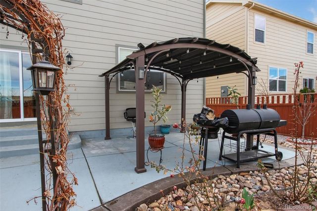 1081 Brio Street, Lochbuie, CO 80603