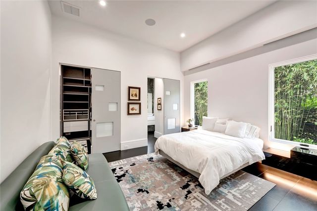 790 Lake Drive, Vero Beach, FL 32963