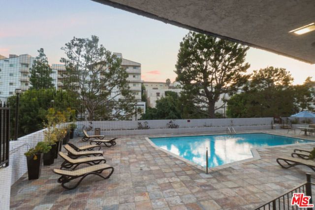 10982 Roebling Avenue 103, Los Angeles, CA 90024