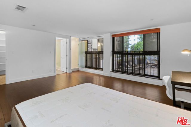 10982 Roebling Avenue 103, Los Angeles, CA 90024