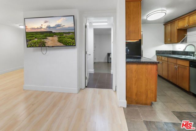 10982 Roebling Avenue 103, Los Angeles, CA 90024