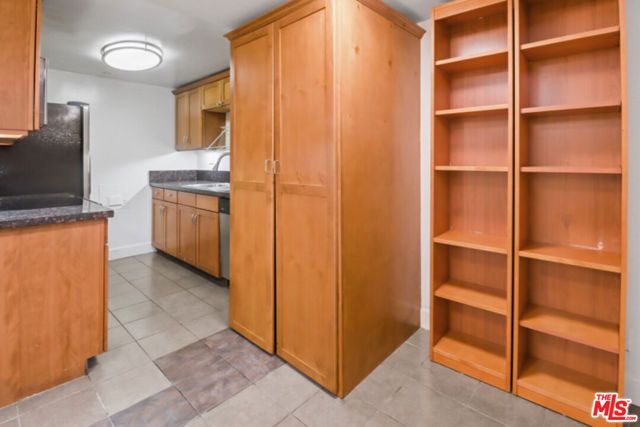 10982 Roebling Avenue 103, Los Angeles, CA 90024