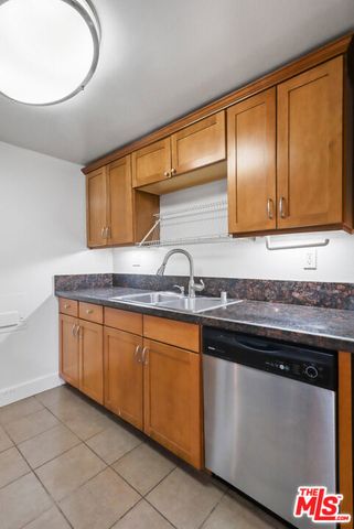 10982 Roebling Avenue 103, Los Angeles, CA 90024