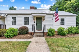 1252 11th Street, Hickory, NC 28601