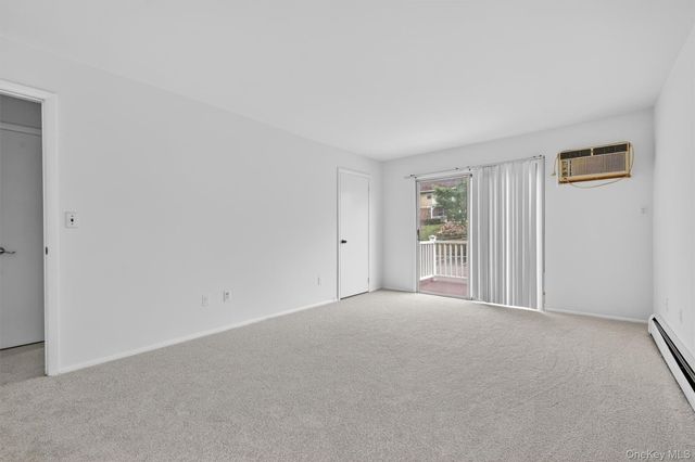 95 Parkside Drive, Suffern, NY 10901