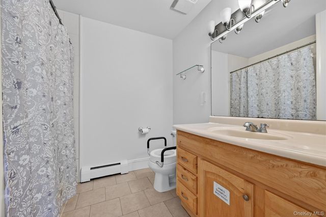 95 Parkside Drive, Suffern, NY 10901