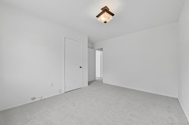 95 Parkside Drive, Suffern, NY 10901