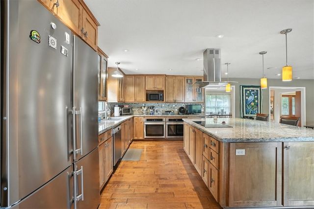 215 Mitchell St, Corpus Christi, TX 78411