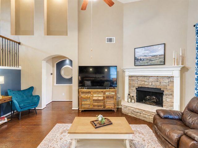 574 Southampton Lane, League City, TX 77573