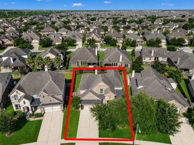 574 Southampton Lane, League City, TX 77573