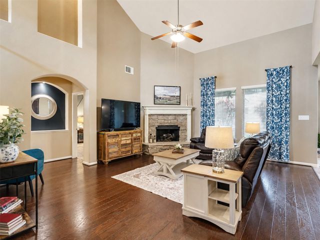 574 Southampton Lane, League City, TX 77573