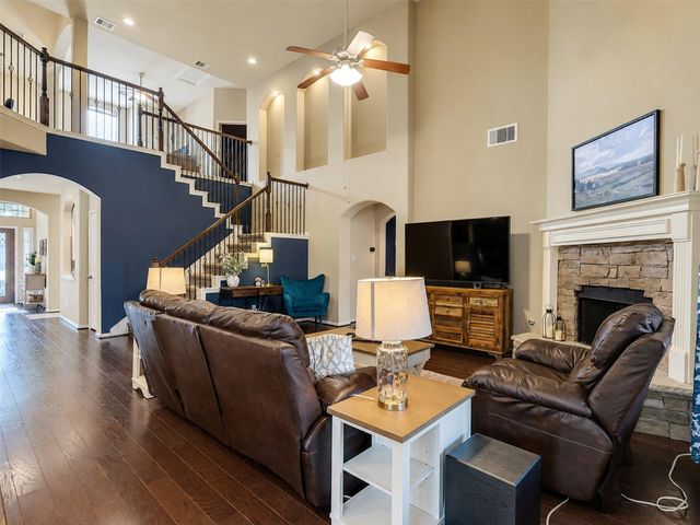 574 Southampton Lane, League City, TX 77573