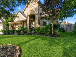 574 Southampton Lane, League City, TX 77573