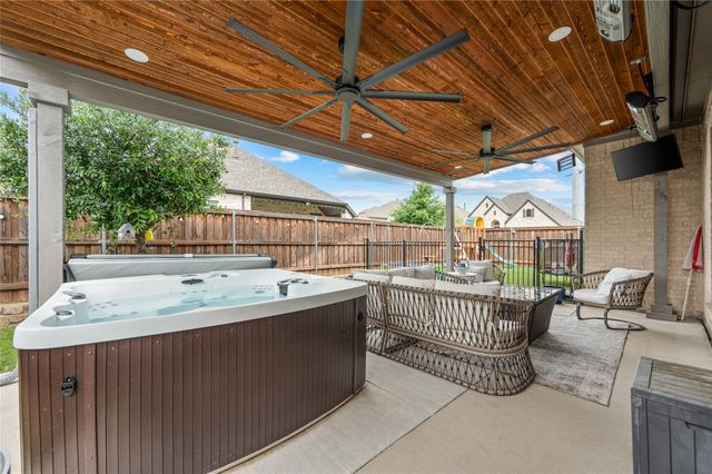 3732 Trail Creek Drive, Little Elm, TX 75068