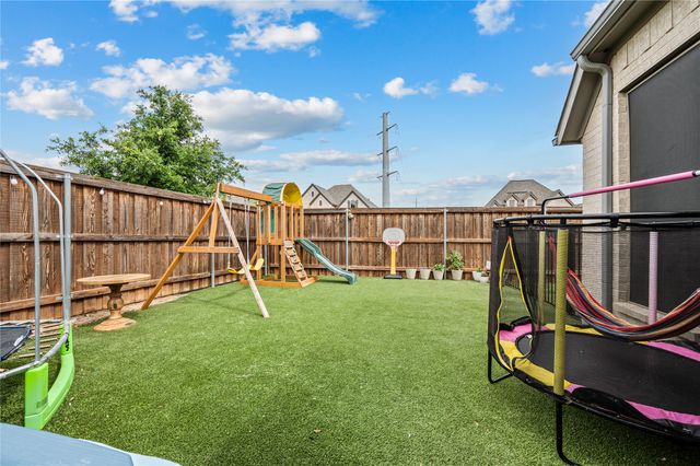 3732 Trail Creek Drive, Little Elm, TX 75068