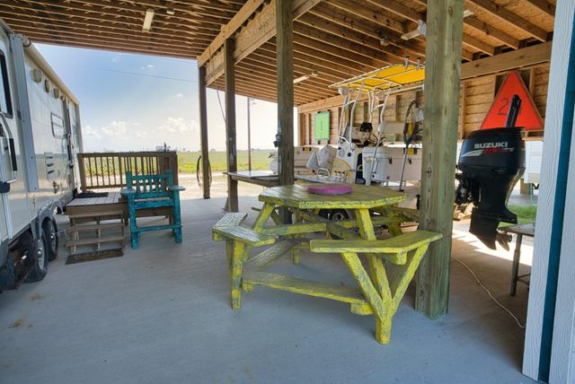 1838 Hall Avenue, Sargent, TX 77414